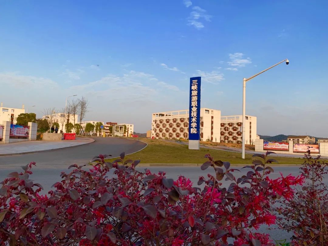 &ldquo;學生還未畢業(yè)就被簽約&rdquo;，這所職校的特色專業(yè)厲害了！