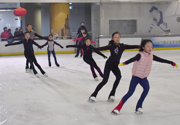 &ldquo;為漂亮買單，更要為健康買單&rdquo;&mdash;&mdash;女性成體育消費(fèi)市場(chǎng)新主力