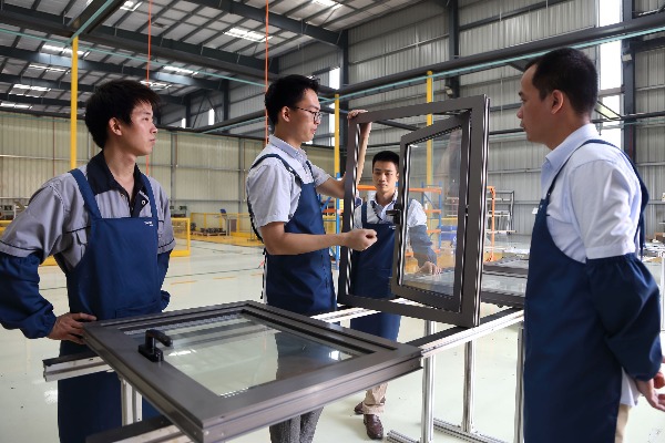 低標(biāo)準(zhǔn)門(mén)窗成隱形&ldquo;黑洞&rdquo;　業(yè)界呼吁提升行業(yè)標(biāo)準(zhǔn)