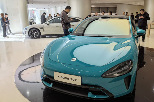 新能源汽車&ldquo;由大到強(qiáng)&rdquo;還要邁過幾道坎？