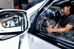 車市&ldquo;寒流&rdquo;：產(chǎn)能過剩 4S店面臨倒閉潮