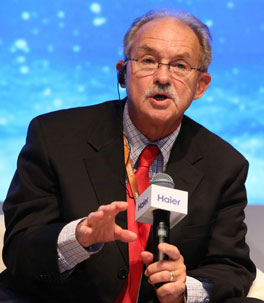 瑞士洛桑國際管理發(fā)展學(xué)院(IMD)創(chuàng)新管理學(xué)教授比爾&bull;費(fèi)舍爾